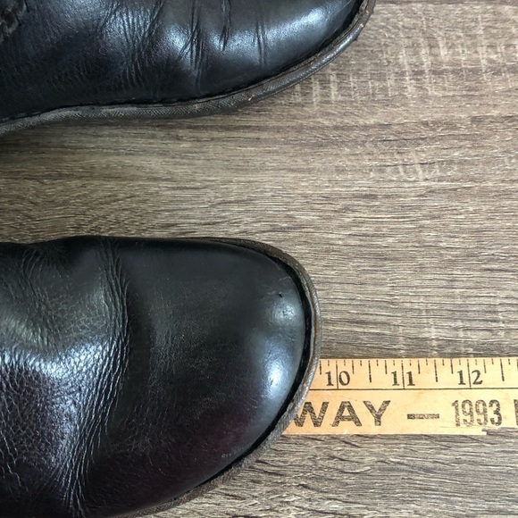 UGG  Lined Winter Boots - Picture 11 of 12